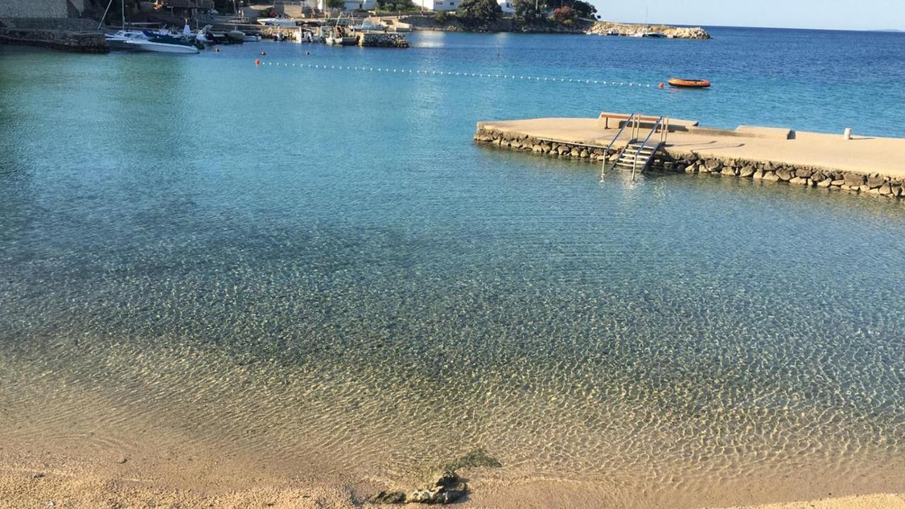 Moderner Bungalow Mit Meerblick Lun  Kültér fotó