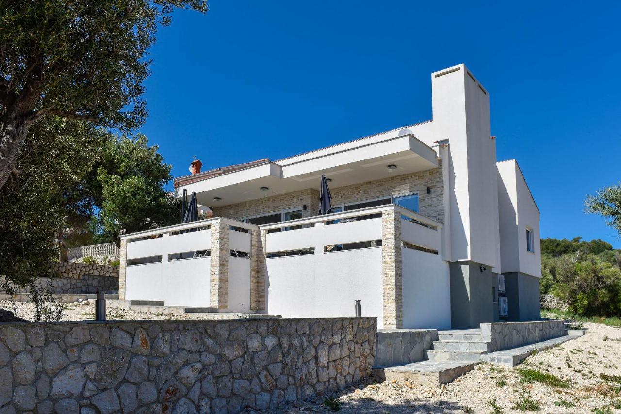 Moderner Bungalow Mit Meerblick Lun  Kültér fotó