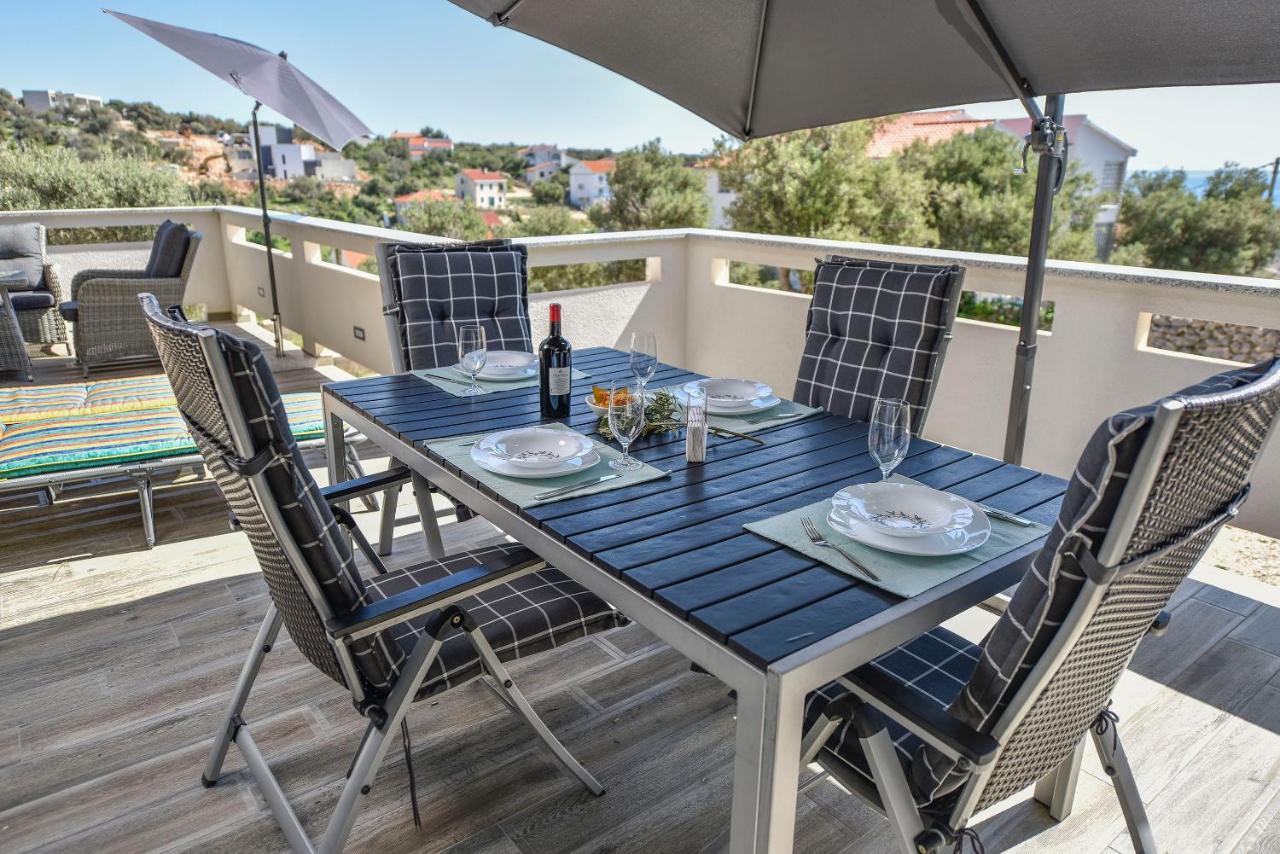 Moderner Bungalow Mit Meerblick Lun  Kültér fotó